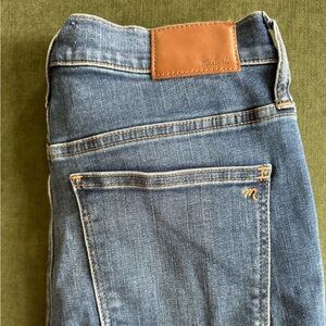 Madewell 28” Tall Roadtripper jean